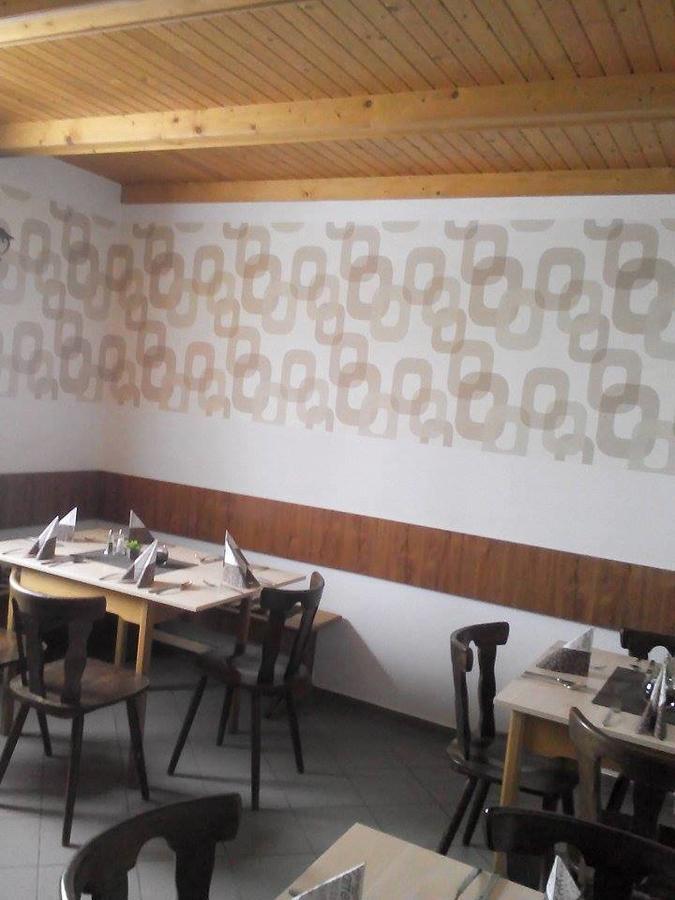 Penzion Kardinal Velke Uherce Exterior foto