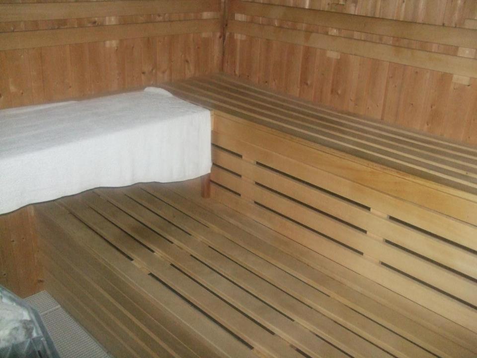 Penzion Kardinal Velke Uherce Exterior foto